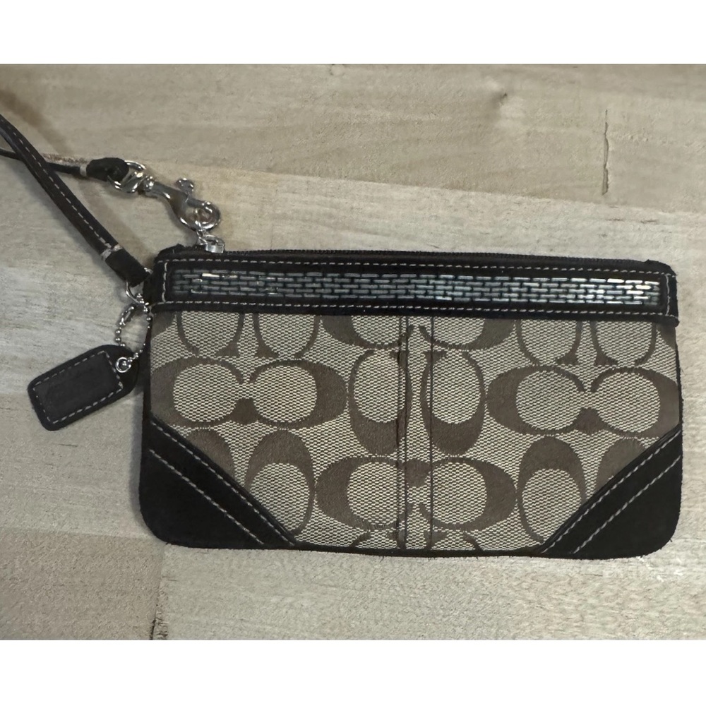 COACH KHAKI SIGNATURE BROWN SUEDE BEADED WRISTLET
